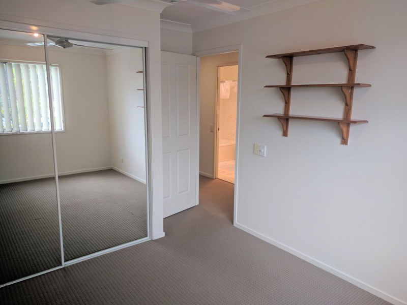 27/1 Bronberg Court, Southport QLD 4215