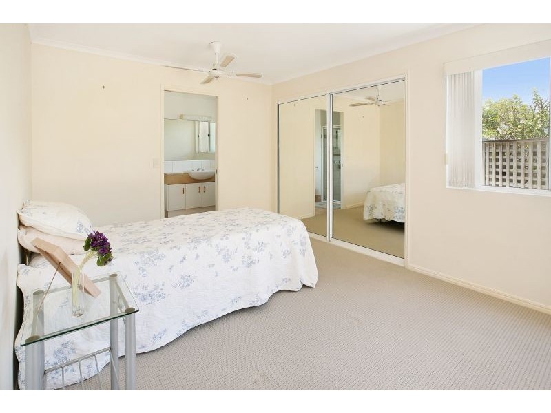 1/10 Sunseeker Close, Noosaville QLD 4566