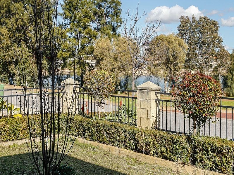 6 Dakota Avenue, Maylands WA 6051