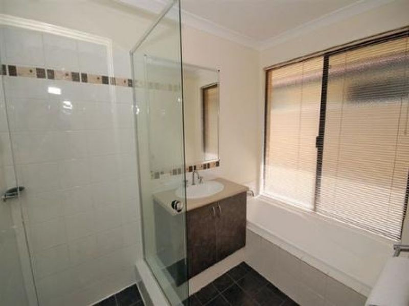 49 Jackadder Avenue, Hammond Park WA 6164