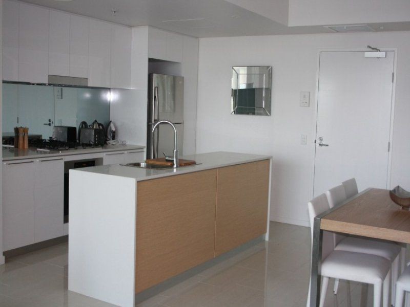 21210/8 Hercules St, Hamilton QLD 4007