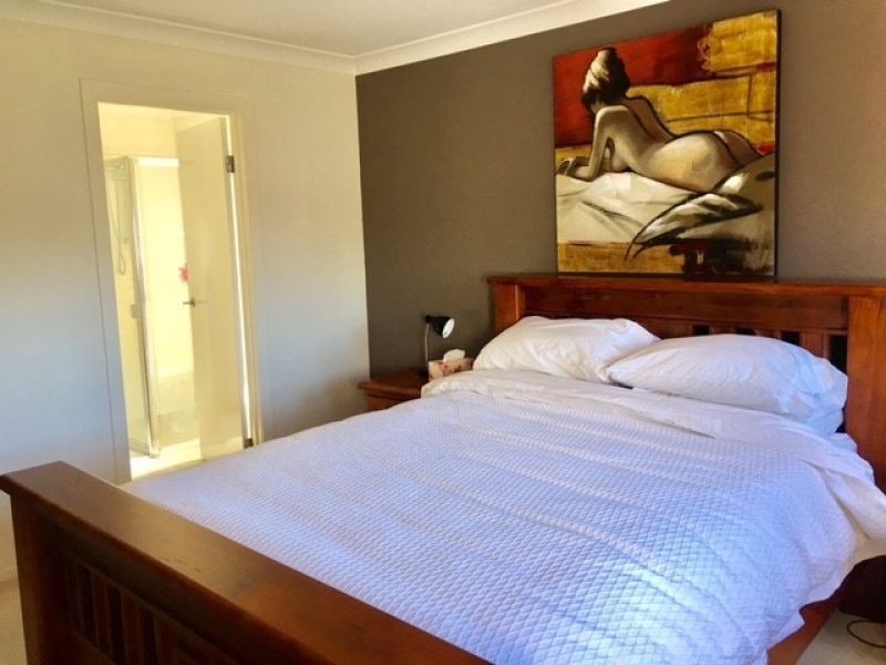 7 Hillcroft Place, Belmont QLD 4153