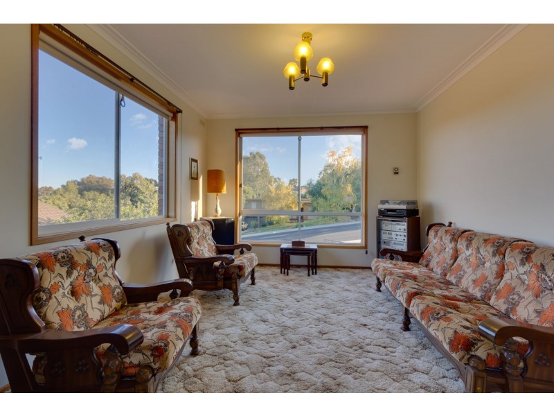 14 Molesworth Road, Kangaroo Flat VIC 3555