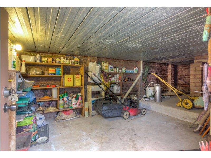 14 Molesworth Road, Kangaroo Flat VIC 3555