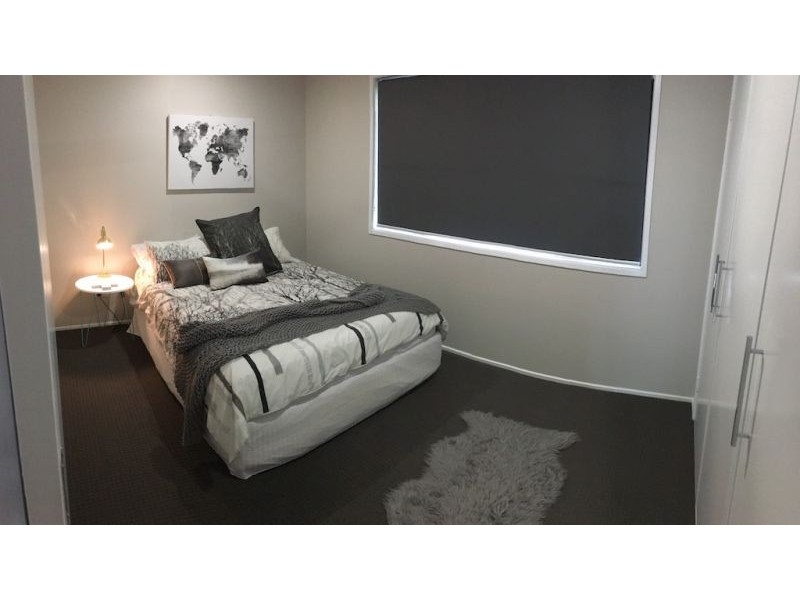 22/105 Christine Ave, Burleigh Waters QLD 4220