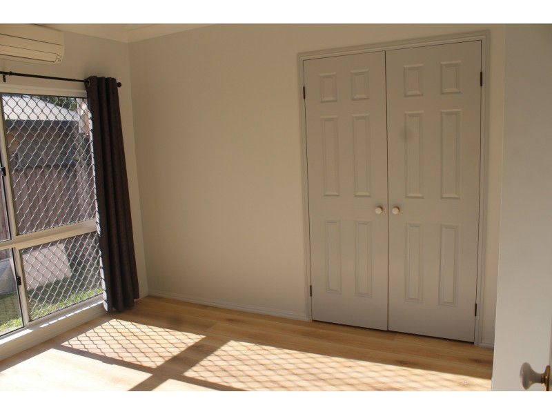 Bentley Park QLD 4869