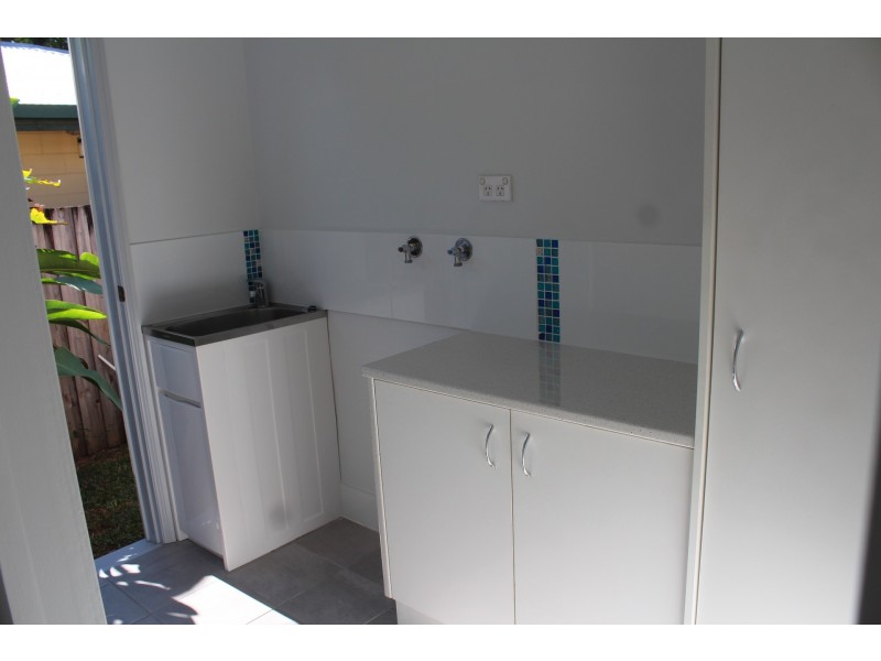 Bentley Park QLD 4869