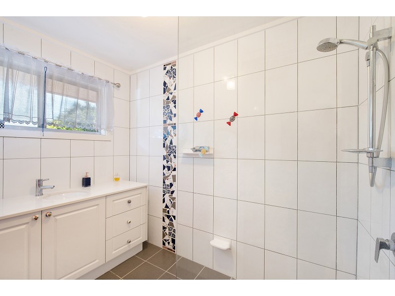 128 Kylie Avenue, Ferny Hills QLD 4055