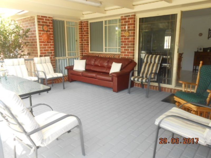 10 Compass Cl, Tea Gardens NSW 2324