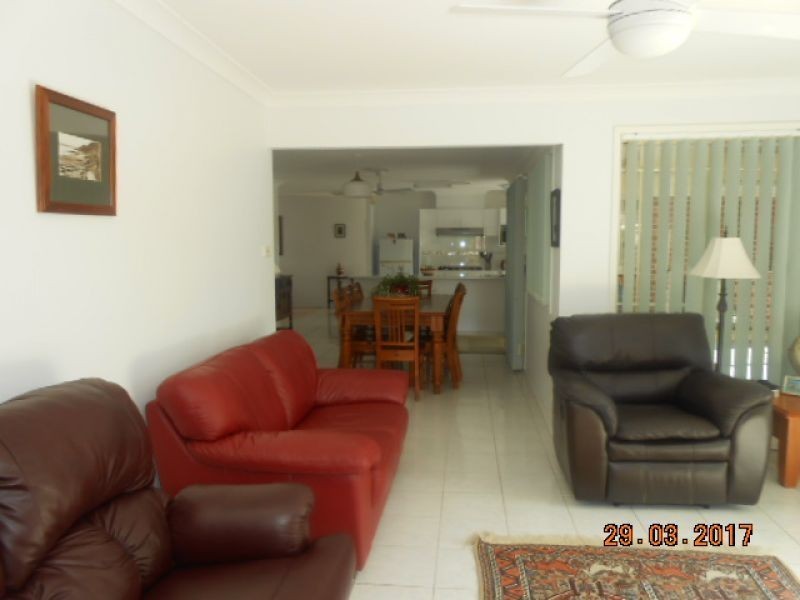 10 Compass Cl, Tea Gardens NSW 2324