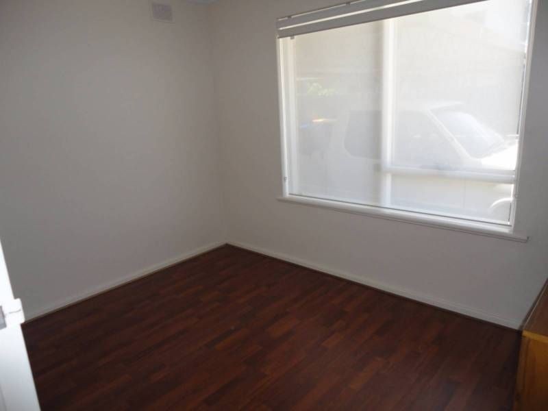 5/5 Bartlett Tce, Semaphore Park SA 5019