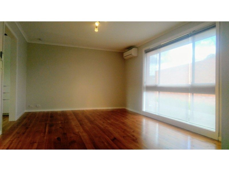 2/71 Cheddar Rd, Reservoir VIC 3073