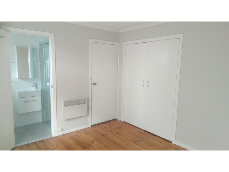 2/71 Cheddar Rd, Reservoir VIC 3073