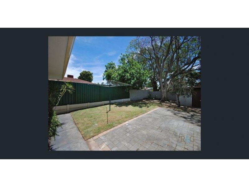 16A Karoonda Road, Booragoon WA 6154