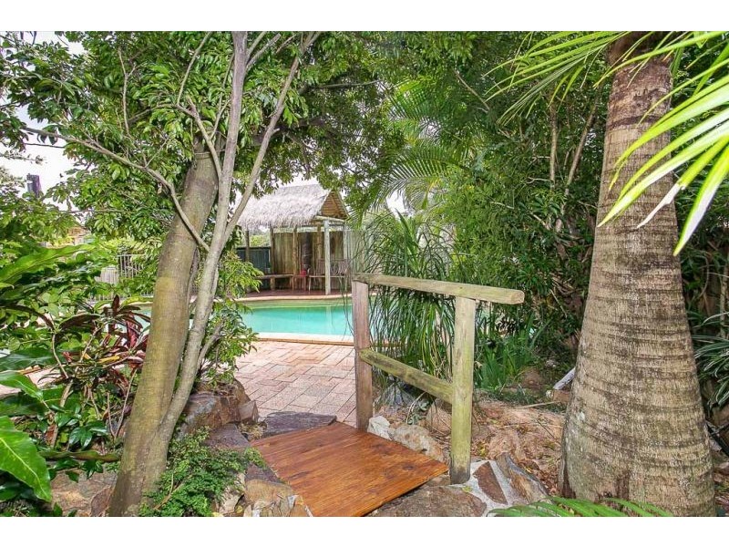 4 Harrison Ct, Mudgeeraba QLD 4213