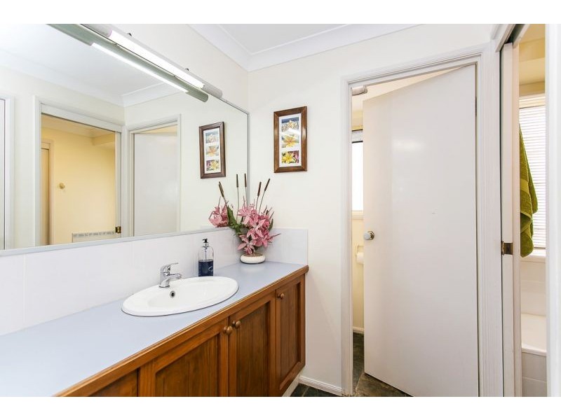 4 Harrison Ct, Mudgeeraba QLD 4213