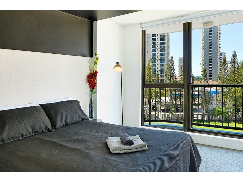 20/43 Enderley Avenue, Surfers Paradise QLD 4217