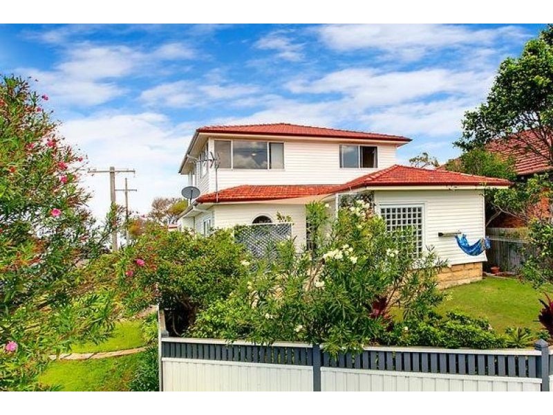 93a Warringah Rd, Narraweena NSW 2099