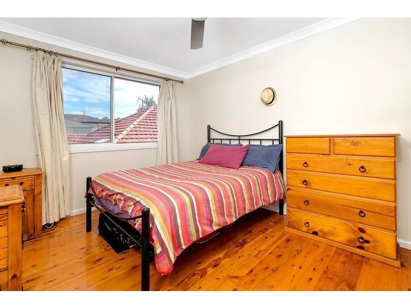 93a Warringah Rd, Narraweena NSW 2099