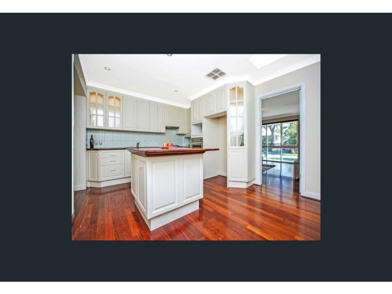 4 Patterson Place, Myaree WA 6154