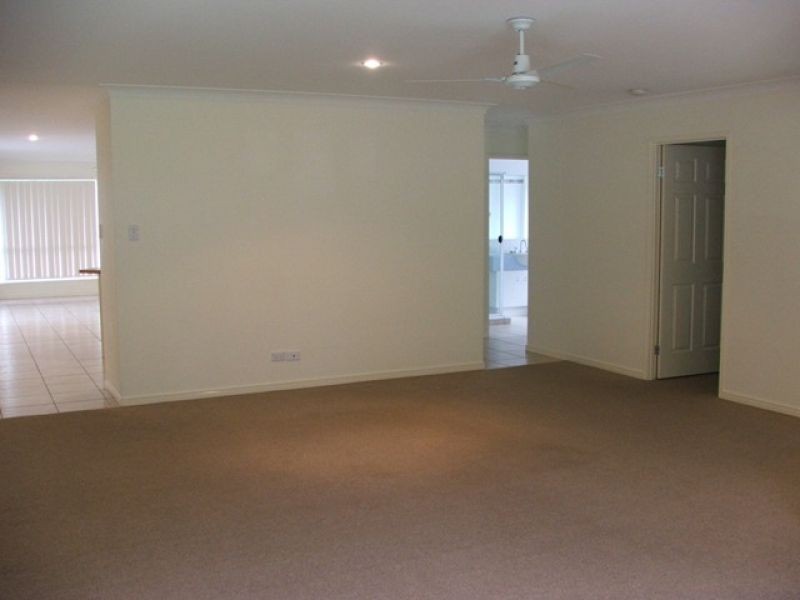 64 Bluetail Crescent, Upper Coomera QLD 4209