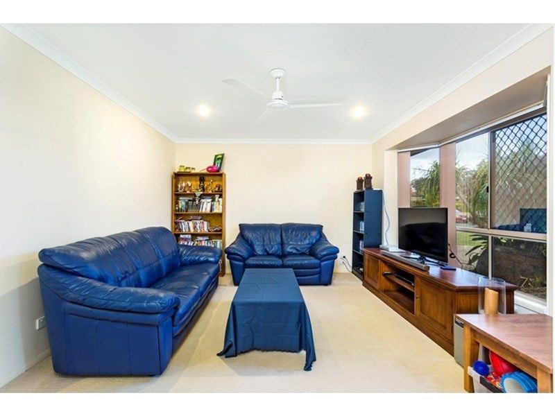 28 Barron court, Hillcrest QLD 4118