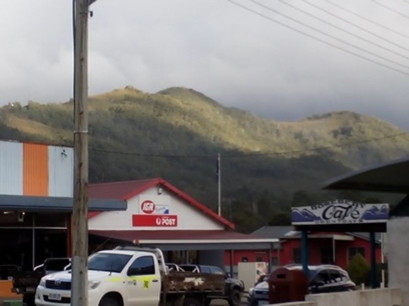 44 Urquhart St, Rosebery TAS 7470