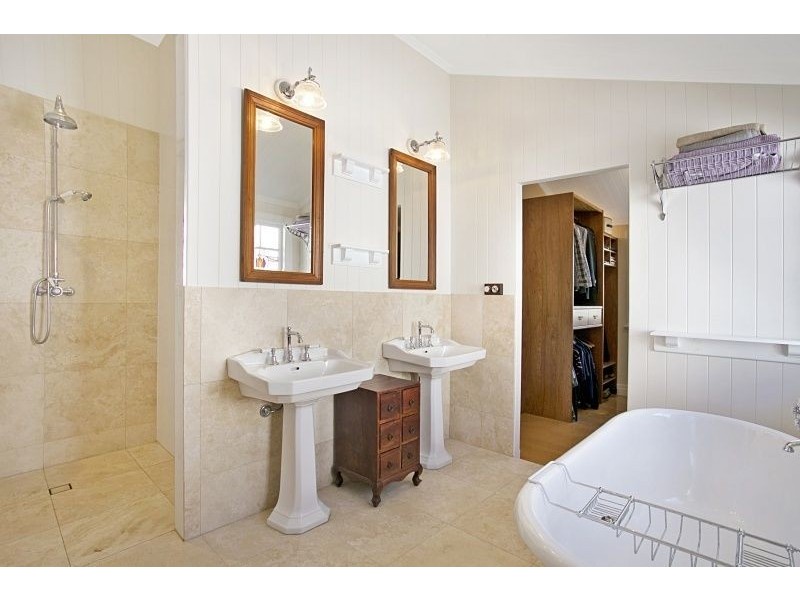 66 Chancellor Street, Sherwood QLD 4075