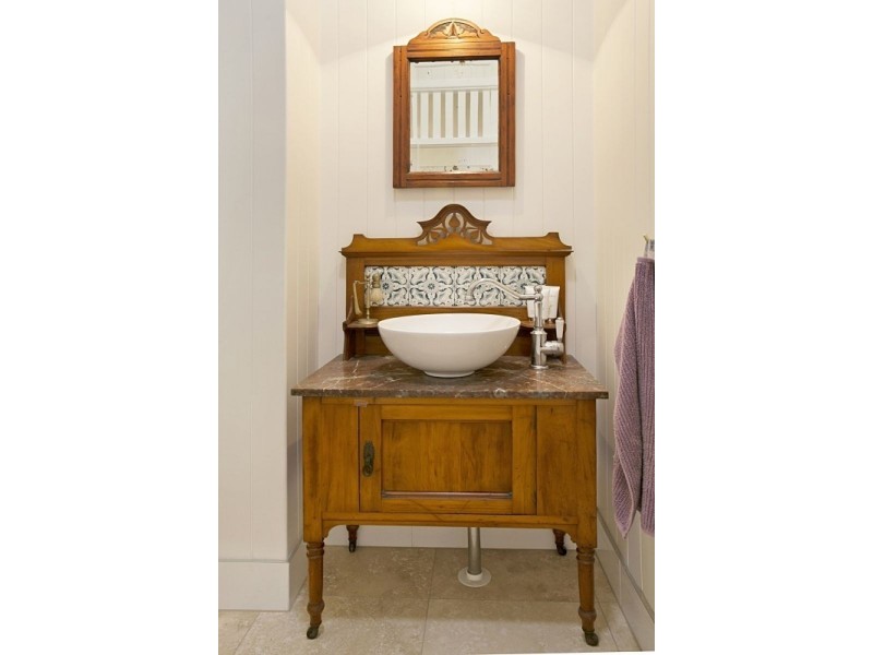 66 Chancellor Street, Sherwood QLD 4075