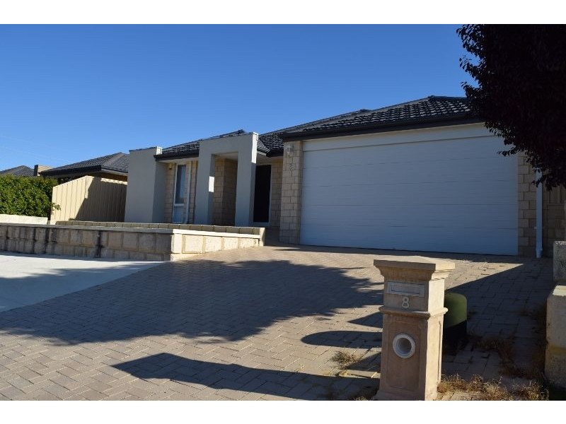 8 Dimond Court, Leeming WA 6149