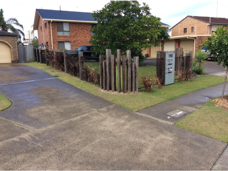 4/3 Barbet Place, Burleigh Waters QLD 4220