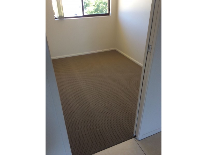 4/3 Barbet Place, Burleigh Waters QLD 4220