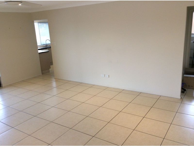 4/3 Barbet Place, Burleigh Waters QLD 4220