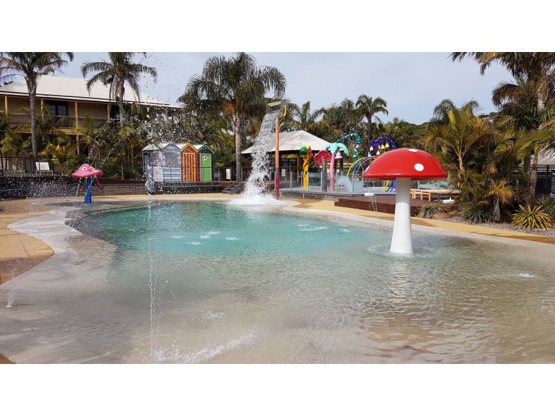 111/425 Princess HWY, Lake Tabourie NSW 2539