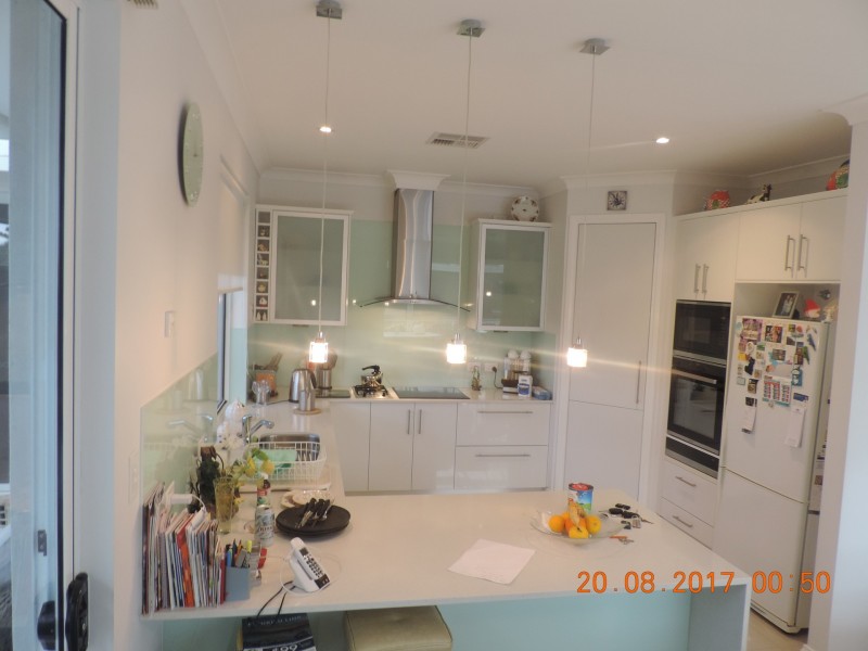 2 Regent St, Port Elliot SA 5212