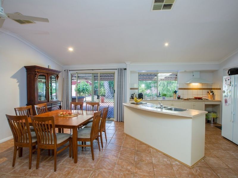 10 Koorden St, Dalyellup WA 6230