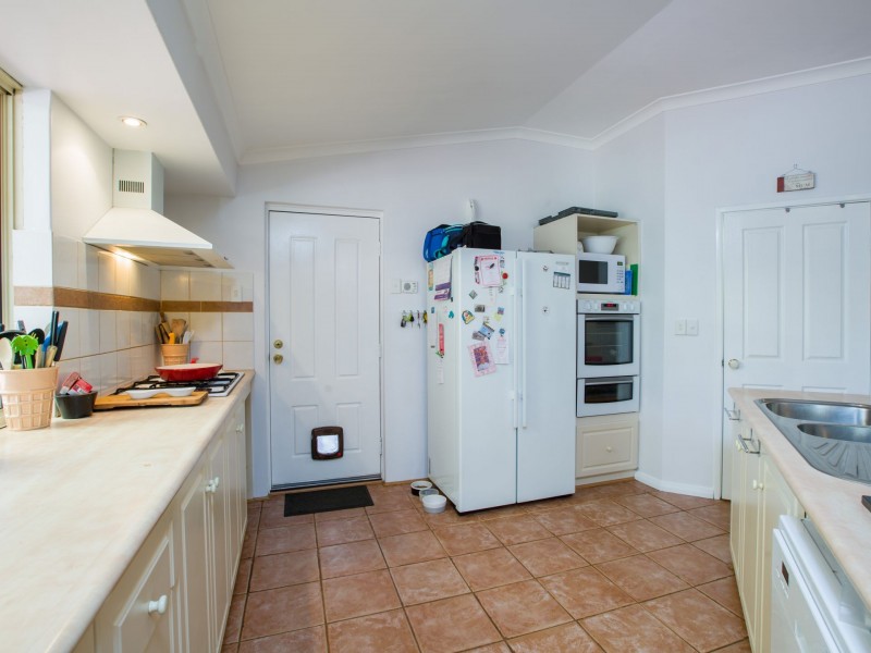 10 Koorden St, Dalyellup WA 6230