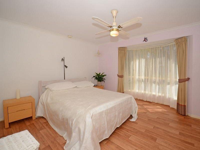 22 ocean view st, Point Vernon QLD 4655