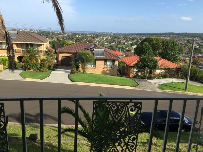 4 Matthews Drive, Mount Warrigal NSW 2528