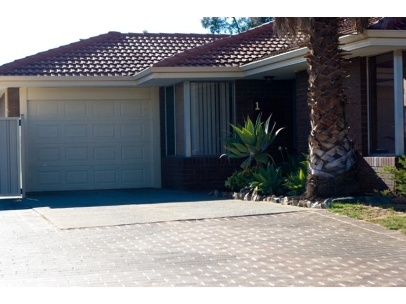 1 Carlton Place, Swan View WA 6056