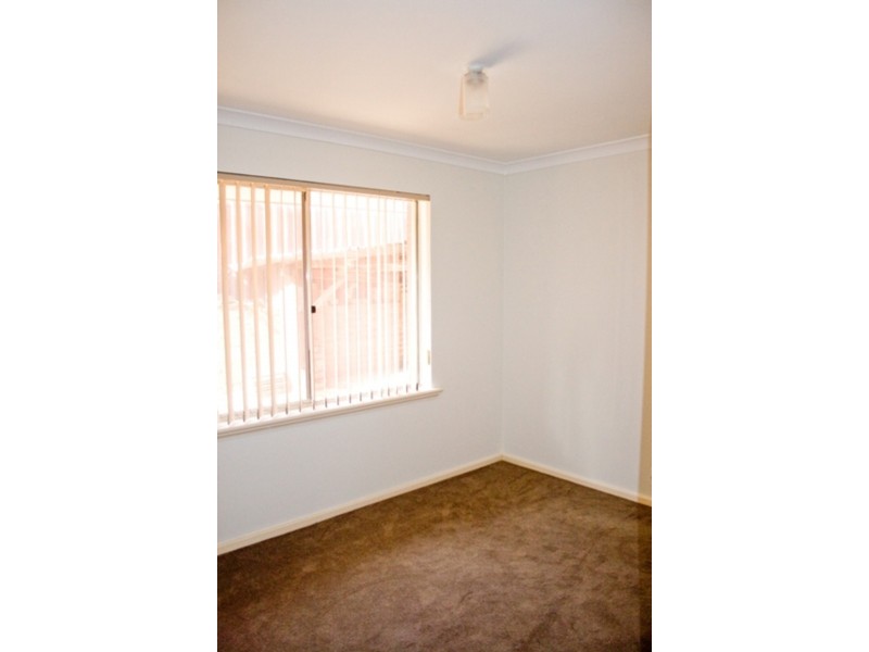 1 Carlton Place, Swan View WA 6056