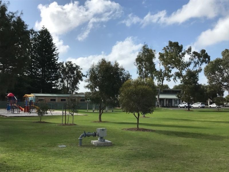 Lot Lot 1, 4 South Road, Shoalwater WA 6169