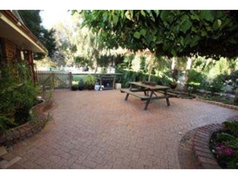 16 Tobin Street, Mount Helena WA 6082