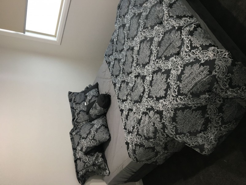 3/28/Danin Danin, Pascoe Vale VIC 3044