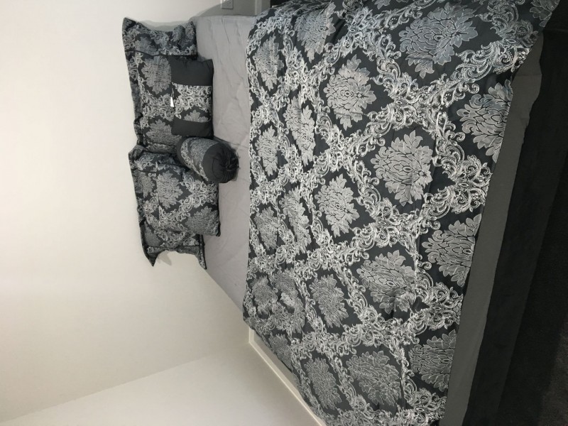 3/28/Danin Danin, Pascoe Vale VIC 3044