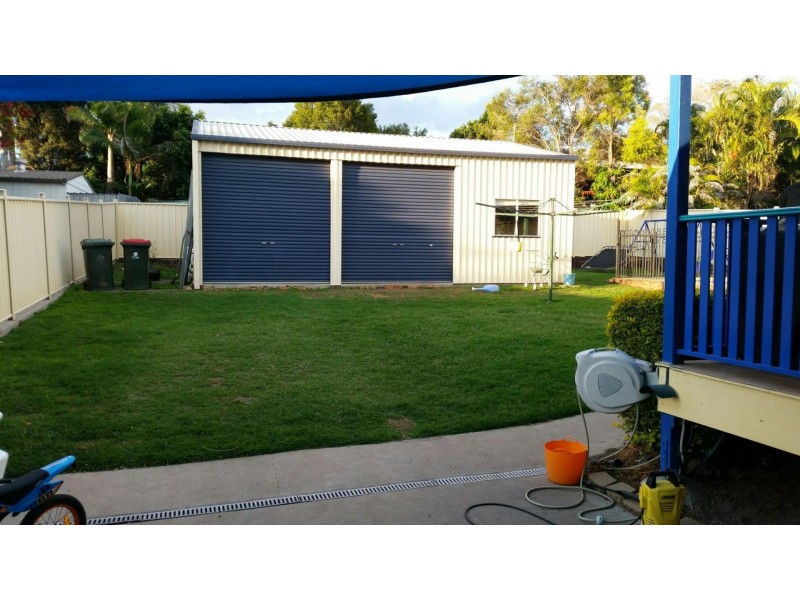 6 Rogers Street, Moura QLD 4718