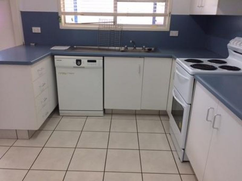 6 Rogers Street, Moura QLD 4718