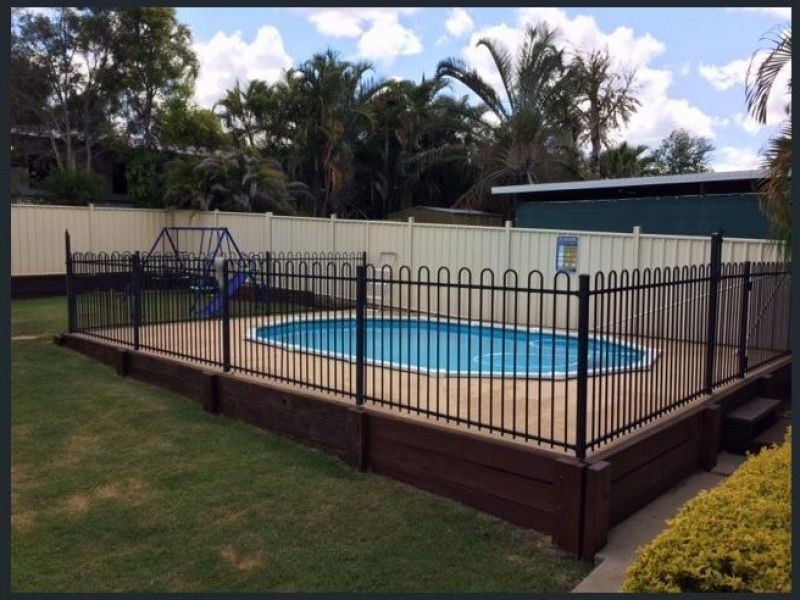 6 Rogers Street, Moura QLD 4718