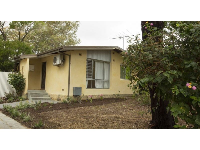 16 Juliet Road, Coolbellup WA 6163