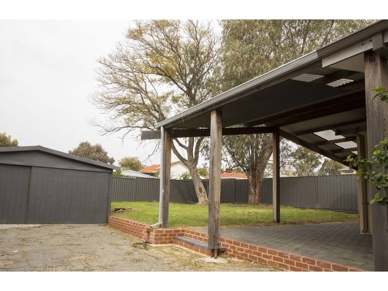 16 Juliet Road, Coolbellup WA 6163